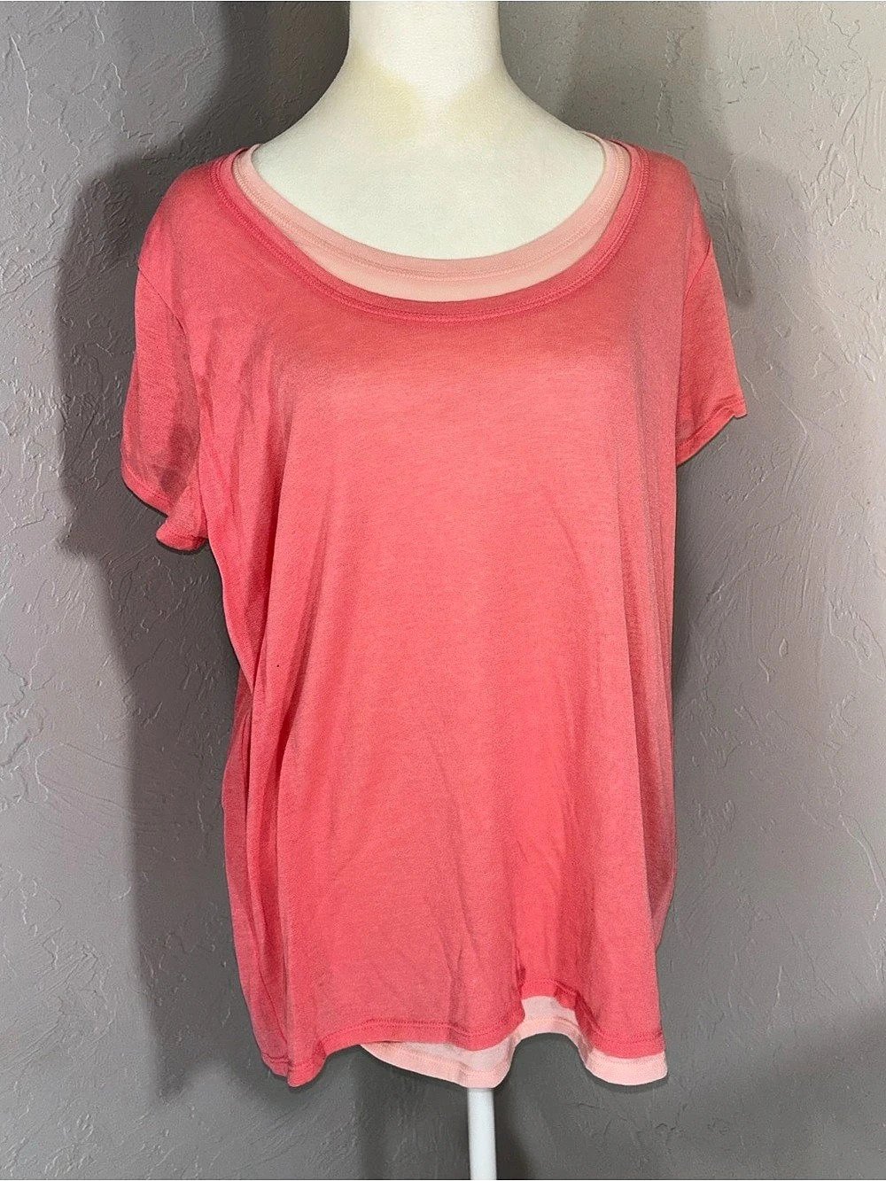 DKNY Jeans Short Sleeve Scoop Neck Top in Pink Size XXL